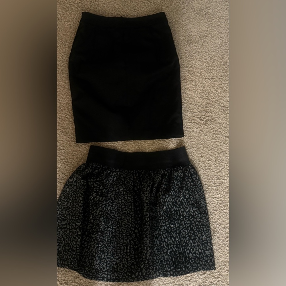Chic Black and Gray Women's Skirt Set